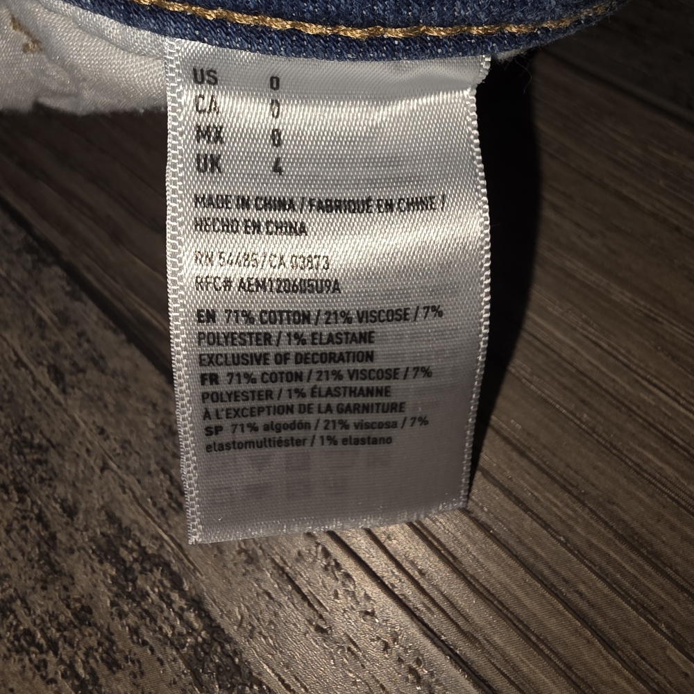 American Eagle Distressed‎ Light Blue Denim Mini Skirt - Women - Picture 3 of 3